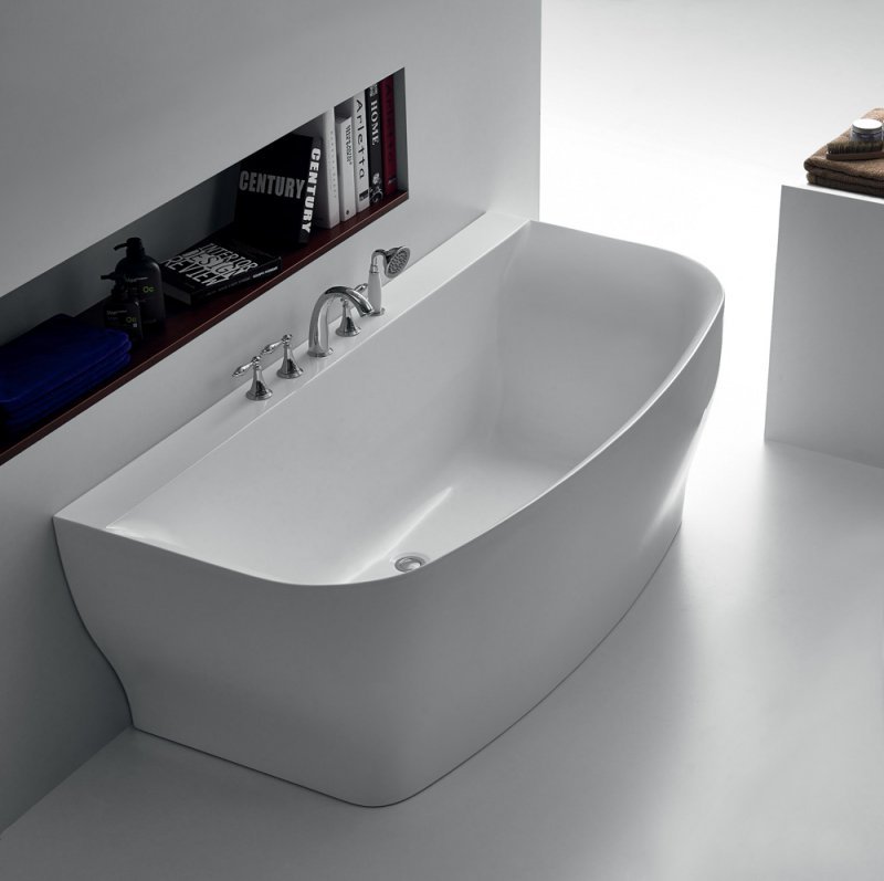 Акриловая ванна BelBagno BB74-1650-W0 165x78